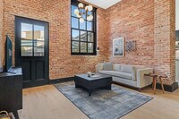 Building Photo - 1148 S Peters St