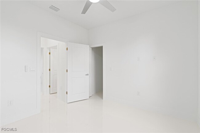 Building Photo - 2503 41st St W