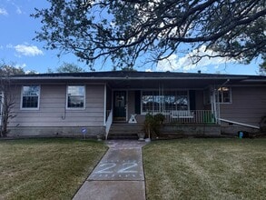 Building Photo - Brand New Remodel