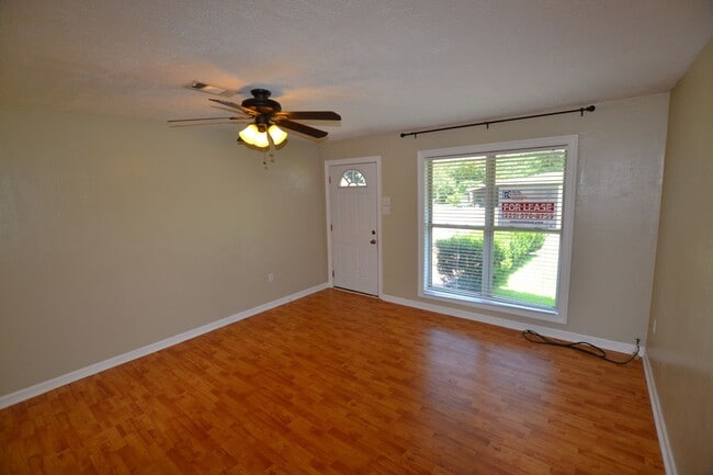 Building Photo - West Feliciana School District! 3 bedroom, 1.5 bath home in coveted Audubon Hills Subdiv