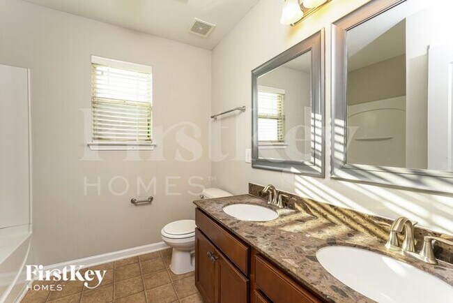 Building Photo - 3508 Lamplight Way