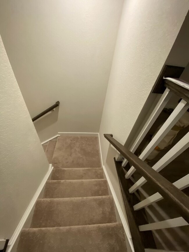 Building Photo - 140 Spring Grove Way