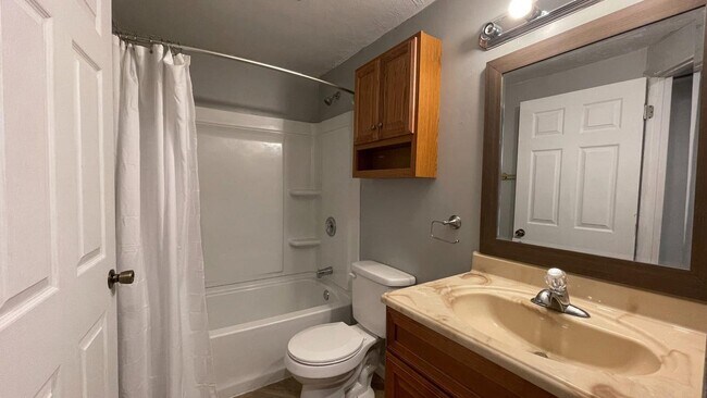 Building Photo - 6328 Delacy Rd