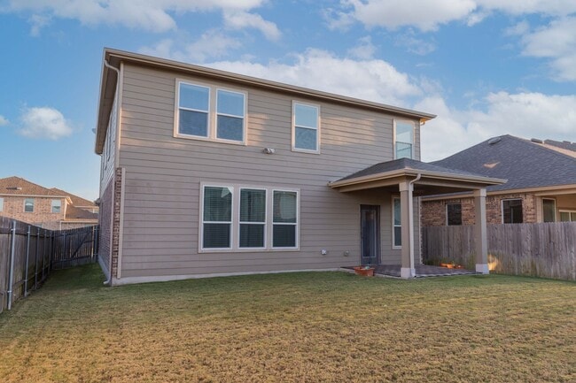 Building Photo - 1605 Constanta Dr