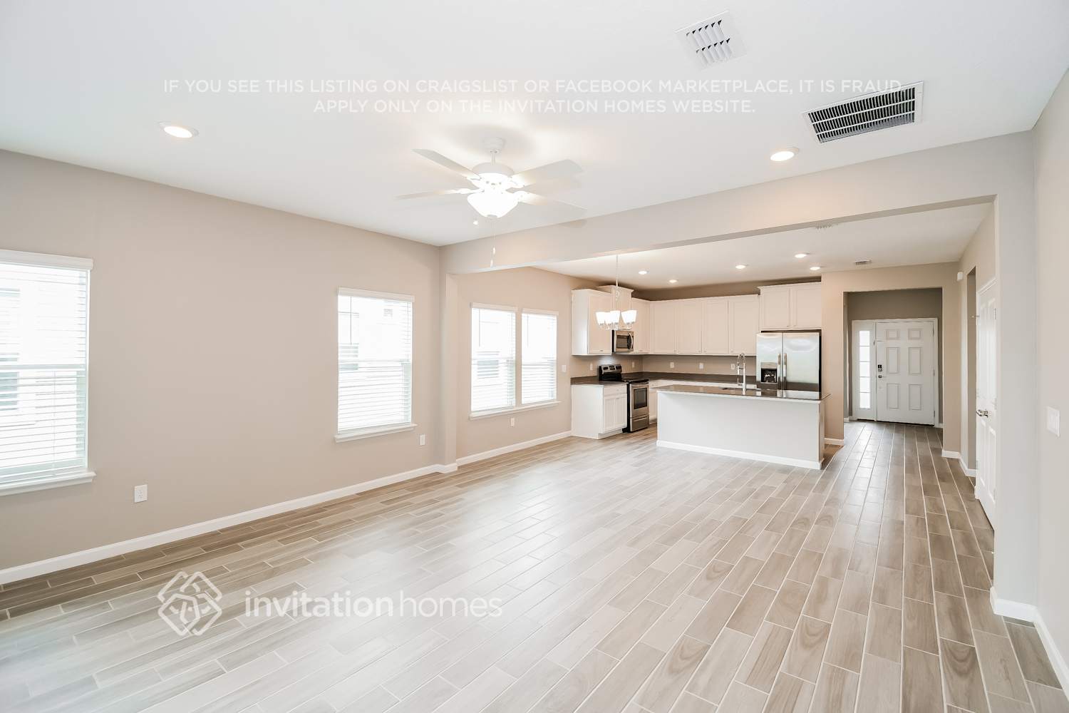 Building Photo - 10009 Lemon Grass Ln
