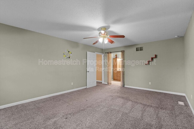 Building Photo - 11860 Shallowbrook Dr