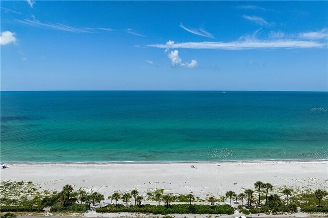 Building Photo - 3808 Gulf of Mexico Dr