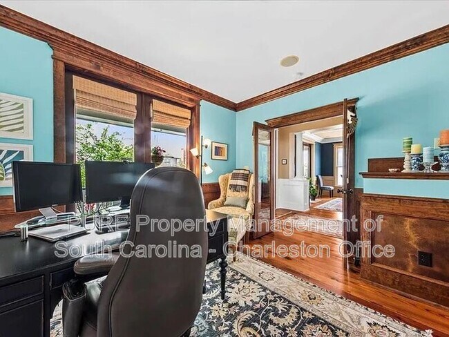 Building Photo - 1597 Rivertowne Country Club Dr