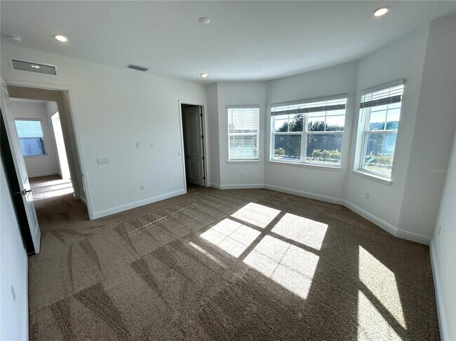 Building Photo - 16017 Volterra Point