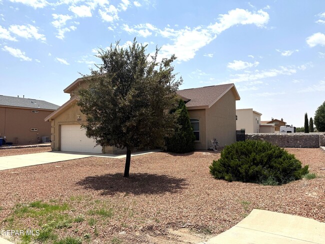 Building Photo - 6305 Rosa Gandara Pl