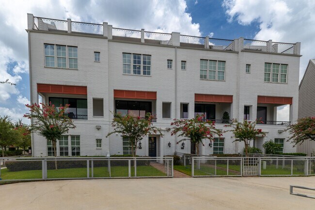 Building Photo - 8711 Oak Kolbe Ln