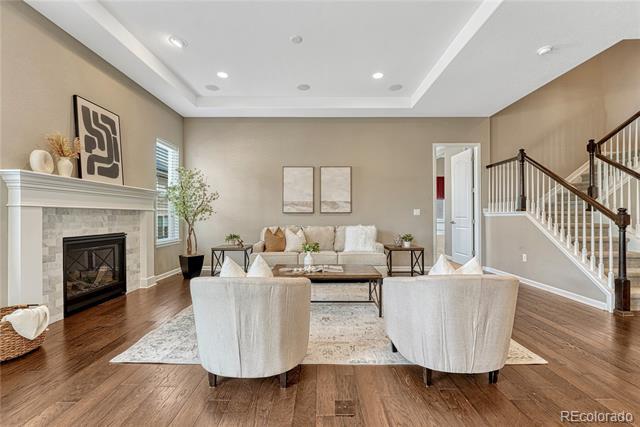Building Photo - 681 E Dry Creek Cir