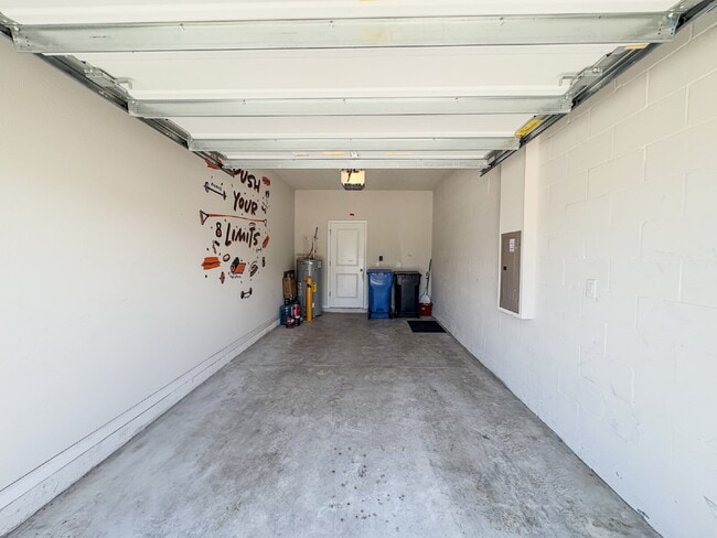 Building Photo - Spacious 3-Bedroom Townhome with garage  i...
