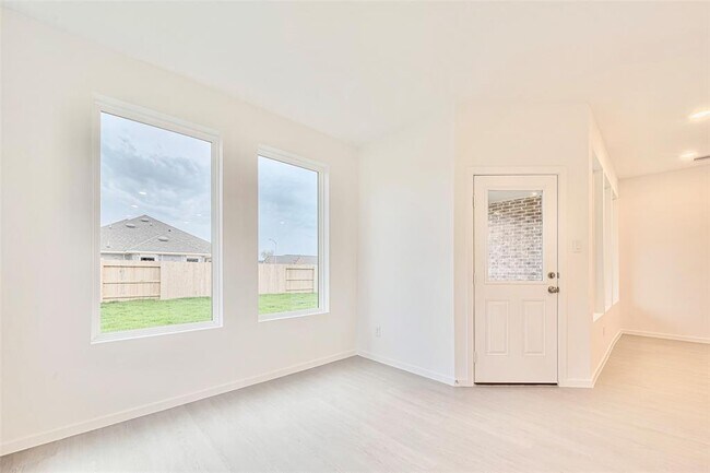 Building Photo - 26415 Virginia Wild Rye Ln