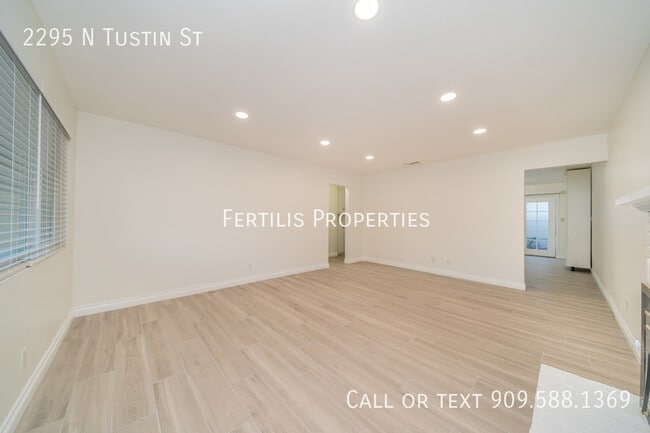 Building Photo - 2295 N Tustin St