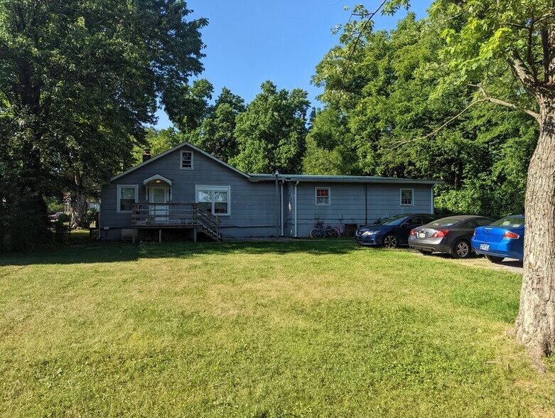 Building Photo - 1004 Ewing Blvd