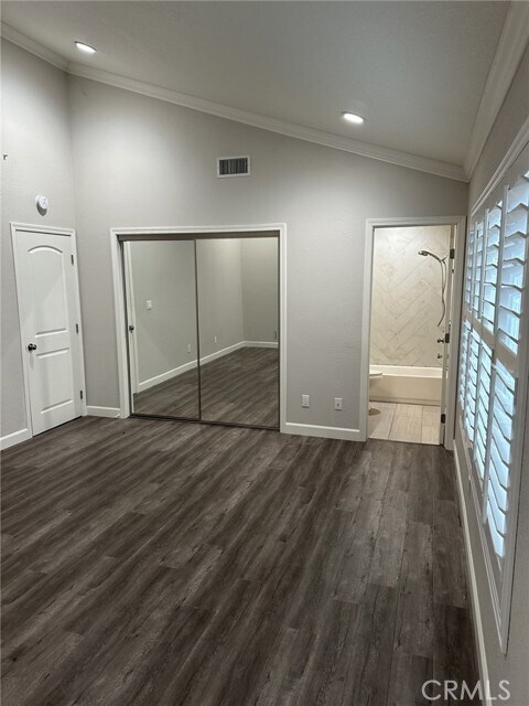 Building Photo - 17815 Holmes Ave