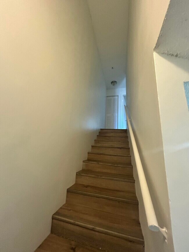 Building Photo - 5057 Breckenridge Pl