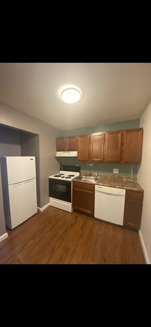 Building Photo - One Bedroom One Bath in Clifton Heights