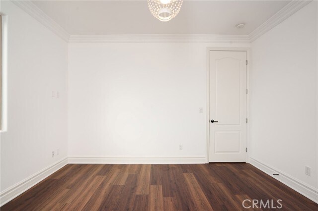 Building Photo - 2005 Robinson St