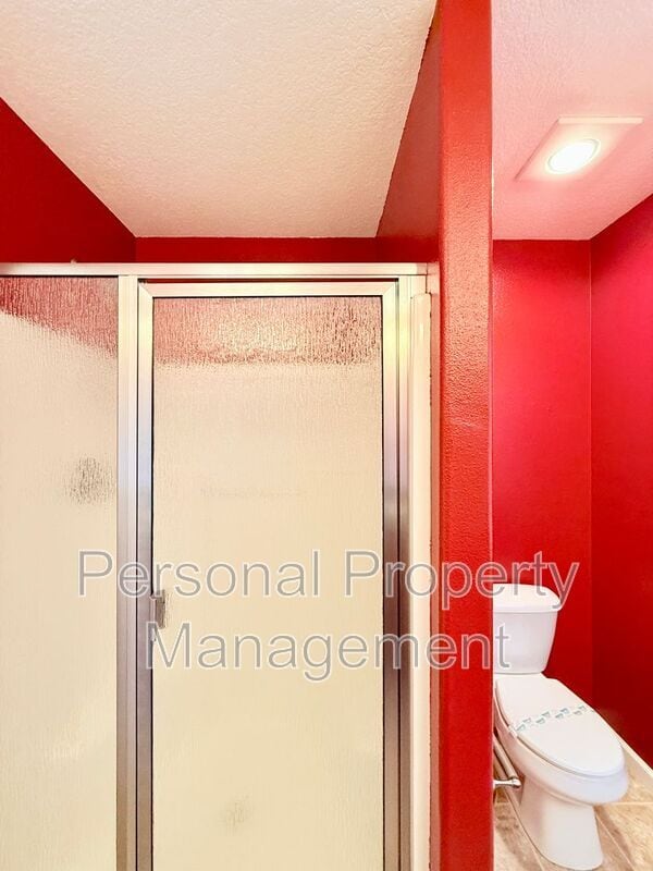 Building Photo - 5322 NE 95th St