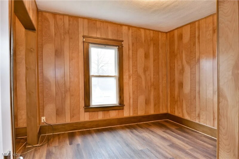 Building Photo - 2785 Deforest Rd SE