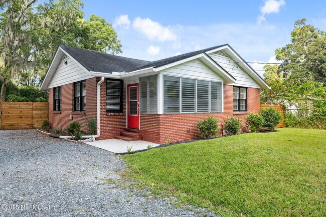 Primary Photo - 4078 Spring Park Cir