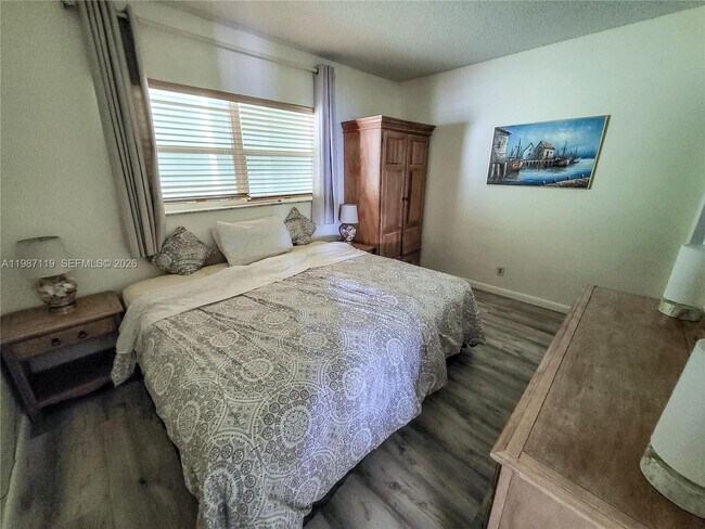 Building Photo - 1750 S Ocean Blvd