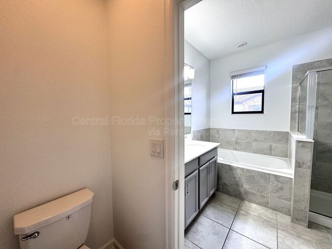 Building Photo - 1256 Payne Stewart Dr