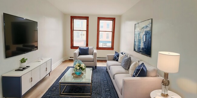 Building Photo - 125 E Broad St