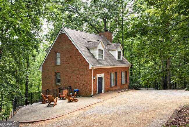Building Photo - 3978 Pineshore Cir