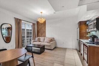Building Photo - 1036 Ocean Dr
