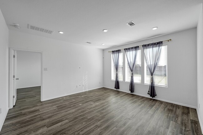 Building Photo - 19017 Sonora Chase Dr