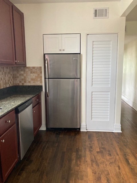 Building Photo - 1650 N Richmond St