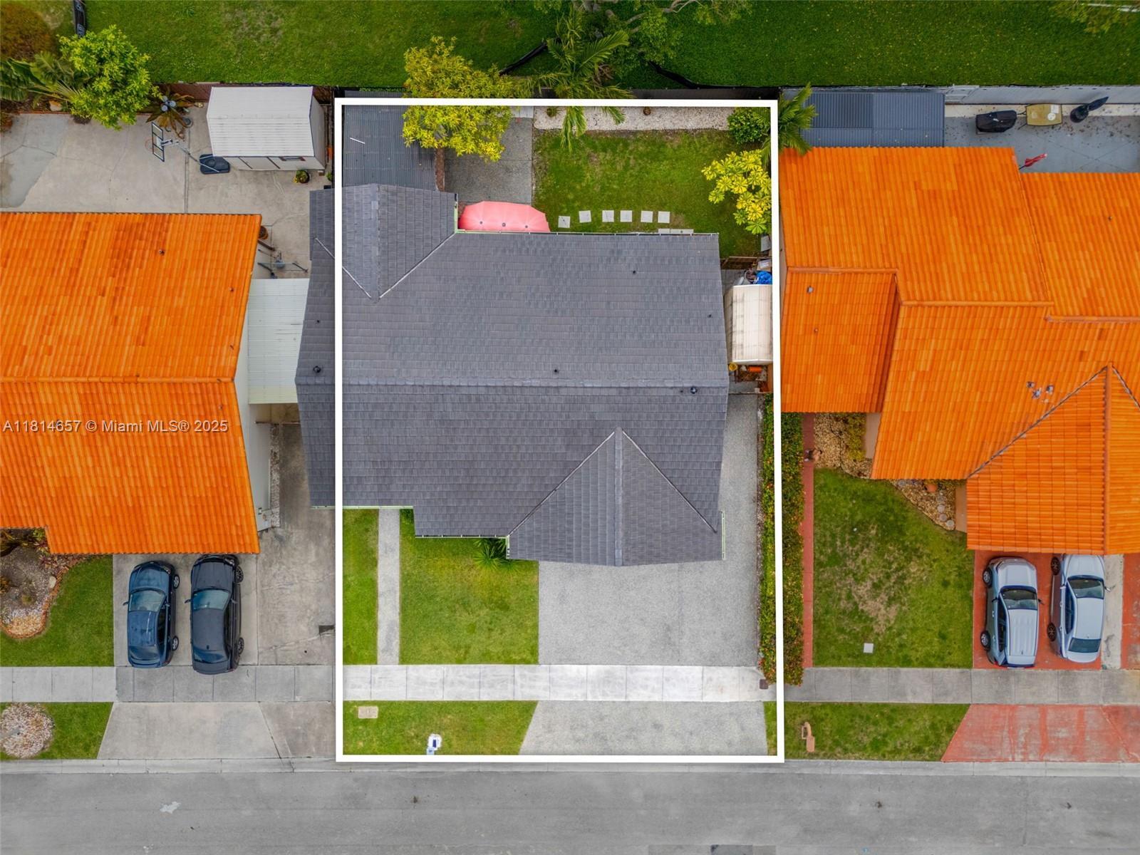 Building Photo - 12724 NW 8th Ln