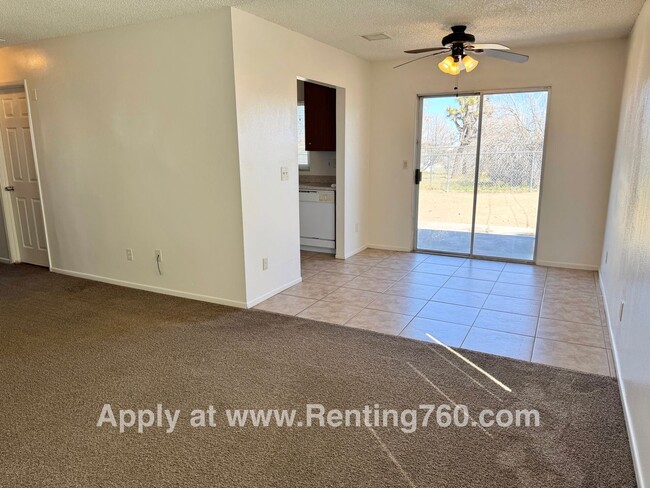 Building Photo - 6455 Linda Lee Dr