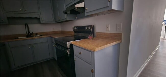 Building Photo - 16 S East St