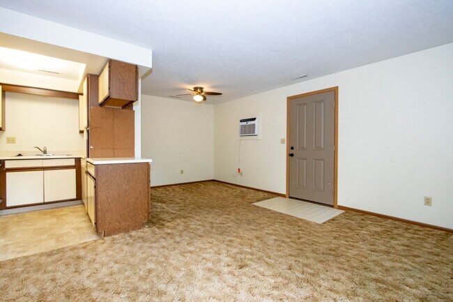 Building Photo - Two bedroom apartment