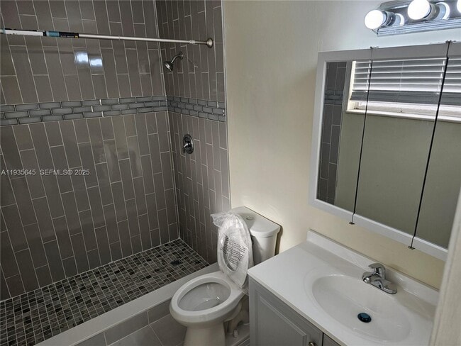 Building Photo - 3580 NW 110th Ln