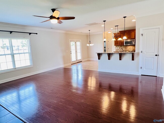 Building Photo - 104 Woodvale Dr
