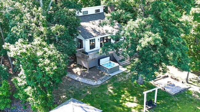 Building Photo - 16920 Landover Rd