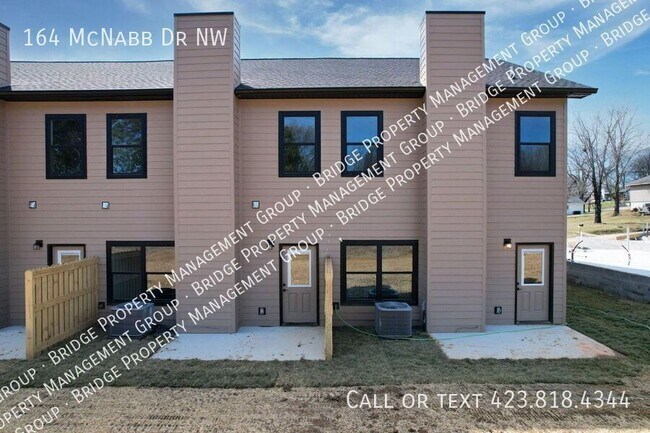 Building Photo - 164 McNabb Dr