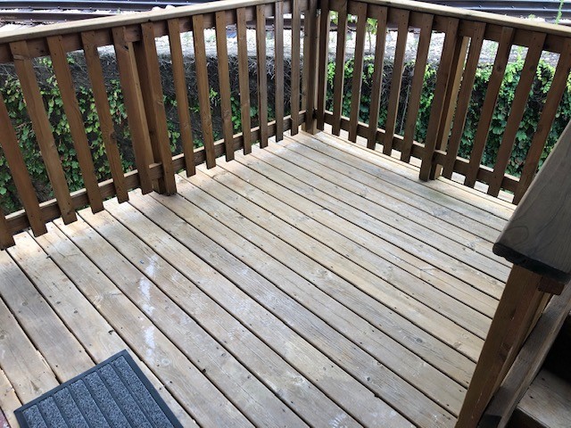 back deck - 6622 N Lakewood Ave