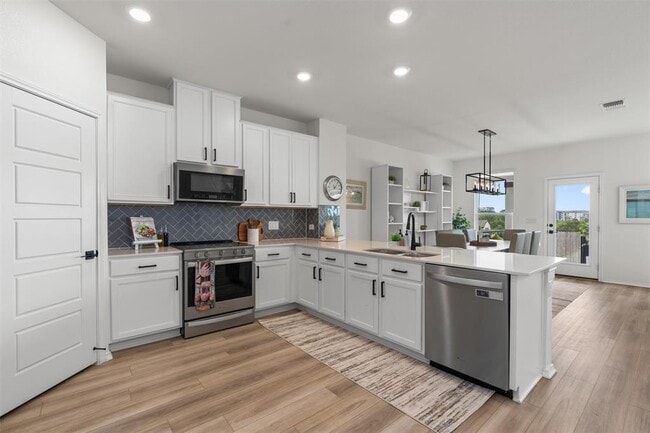 Building Photo - 7701 Sika Rose Ln