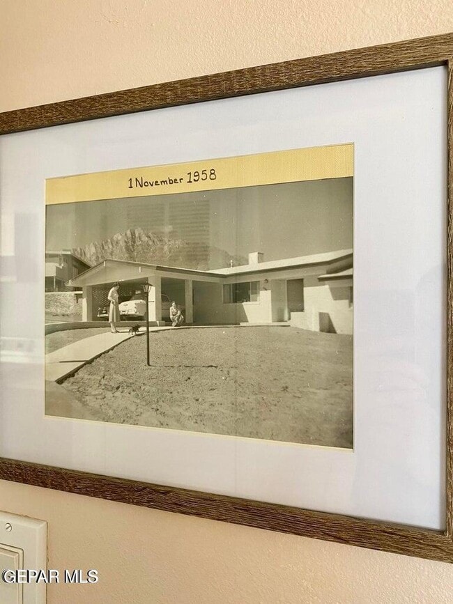 Building Photo - 3213 El Morro Rd