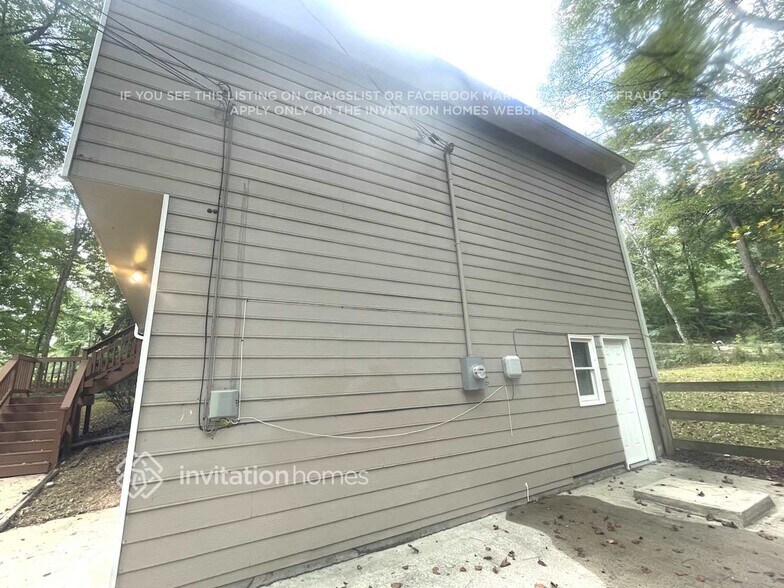 Building Photo - 41 Meek Dr