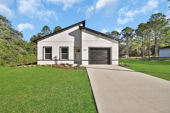 Building Photo - 13527 SW 100th Ln