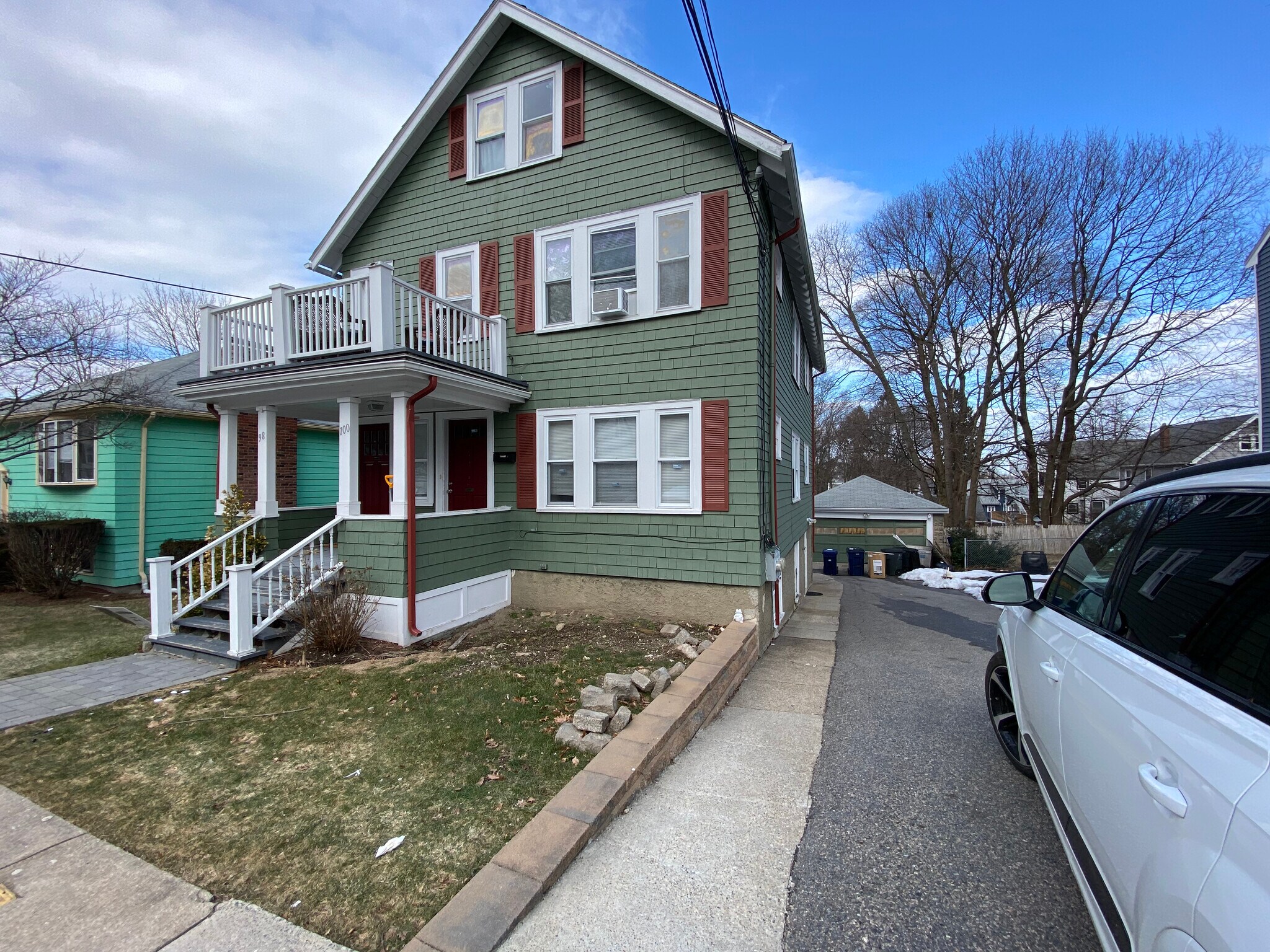 Building Photo - 98 Whitford St