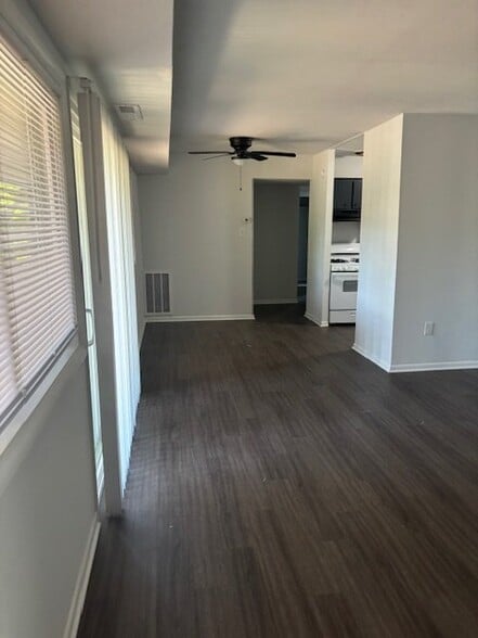 Building Photo - 812 Brook Hill Rd