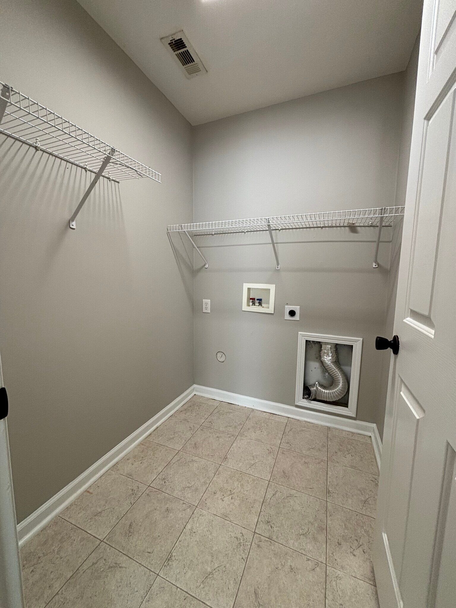 Building Photo - 808 Woodsford Dr